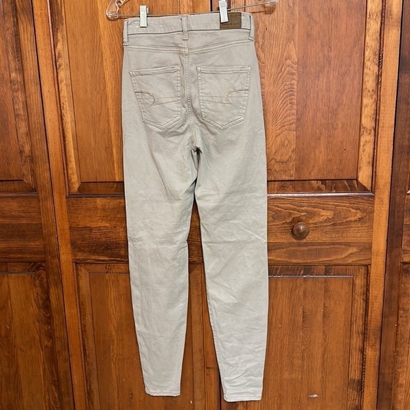 American Eagle Super Stretch Curvy High Rise Tan Jegging Size 0 Long - Picture 3 of 7